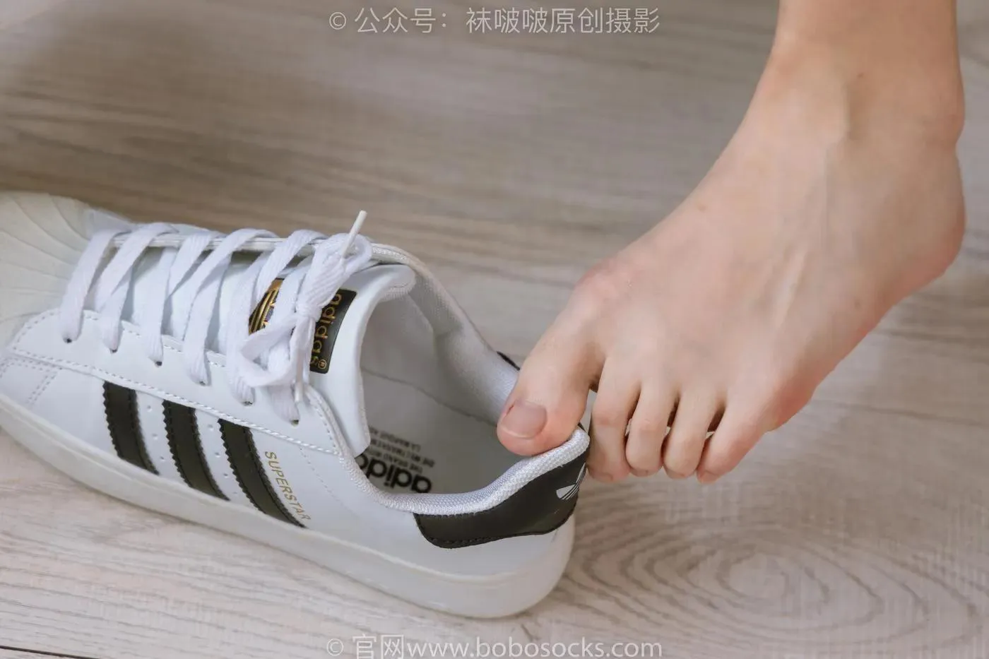 [BoBoSocks袜啵啵]NO.189 小甜豆-贝壳头板鞋、白棉袜、裸足 [169P]插图6